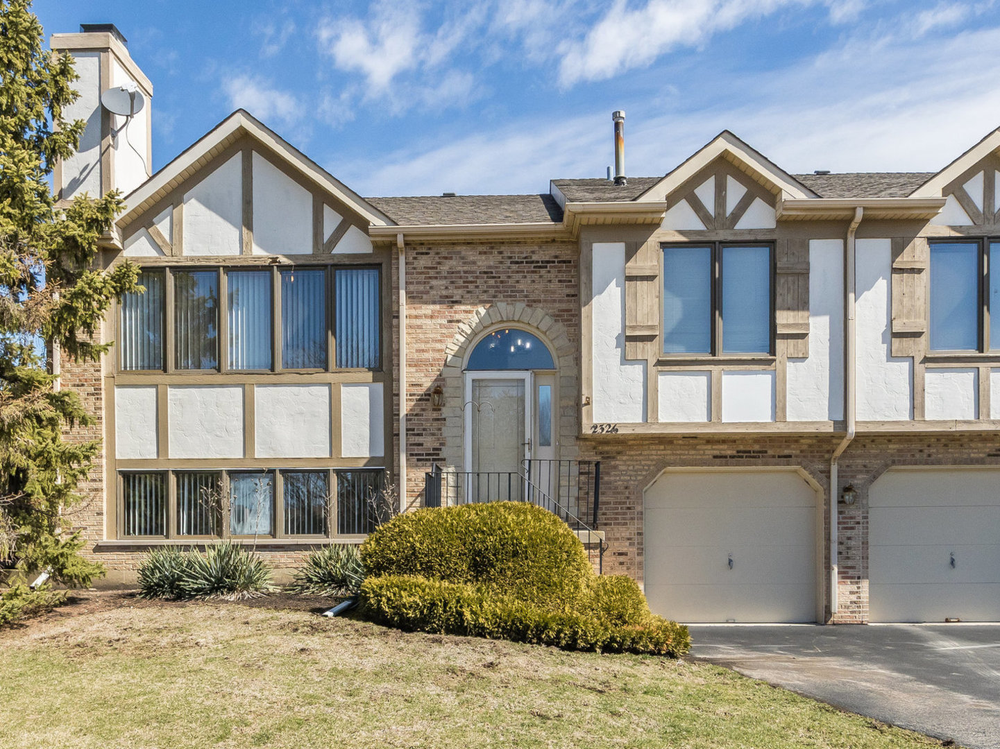2326 Olde Mill Road, Plainfield, IL 60586