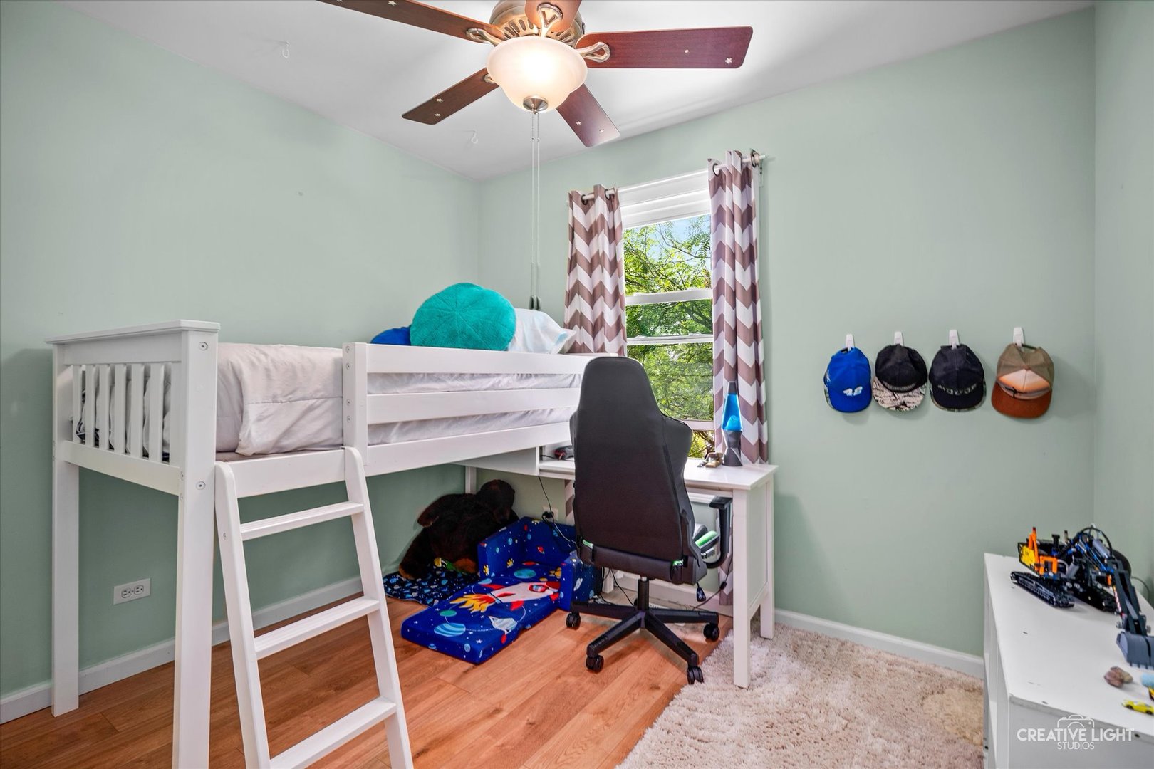 2945 Worcester Lane, Aurora, IL 60504