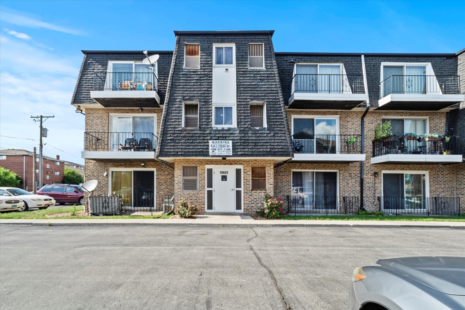 10622 Parkside Avenue #103, Chicago Ridge, IL 60415