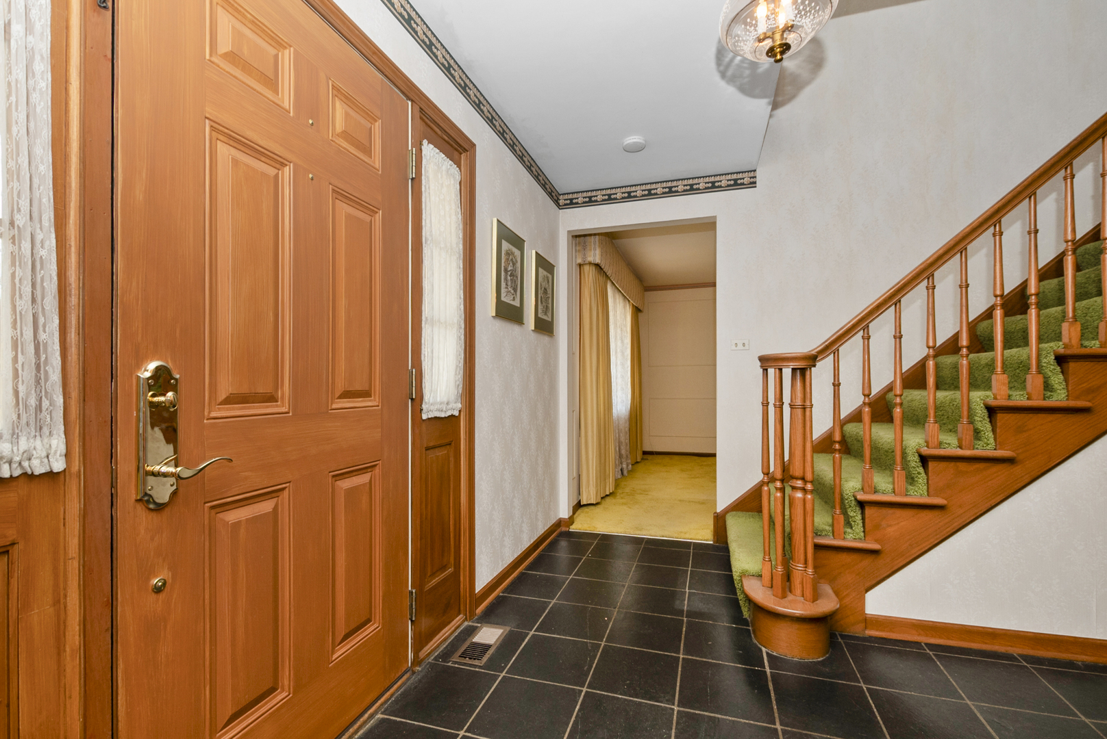 13008 S Meade Avenue, Palos Heights, IL 60463