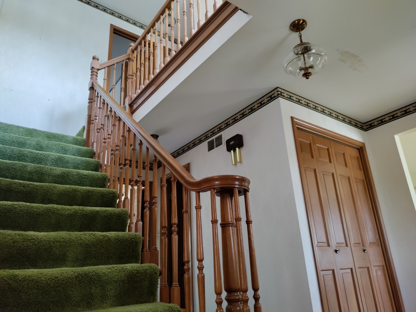 13008 S Meade Avenue, Palos Heights, IL 60463