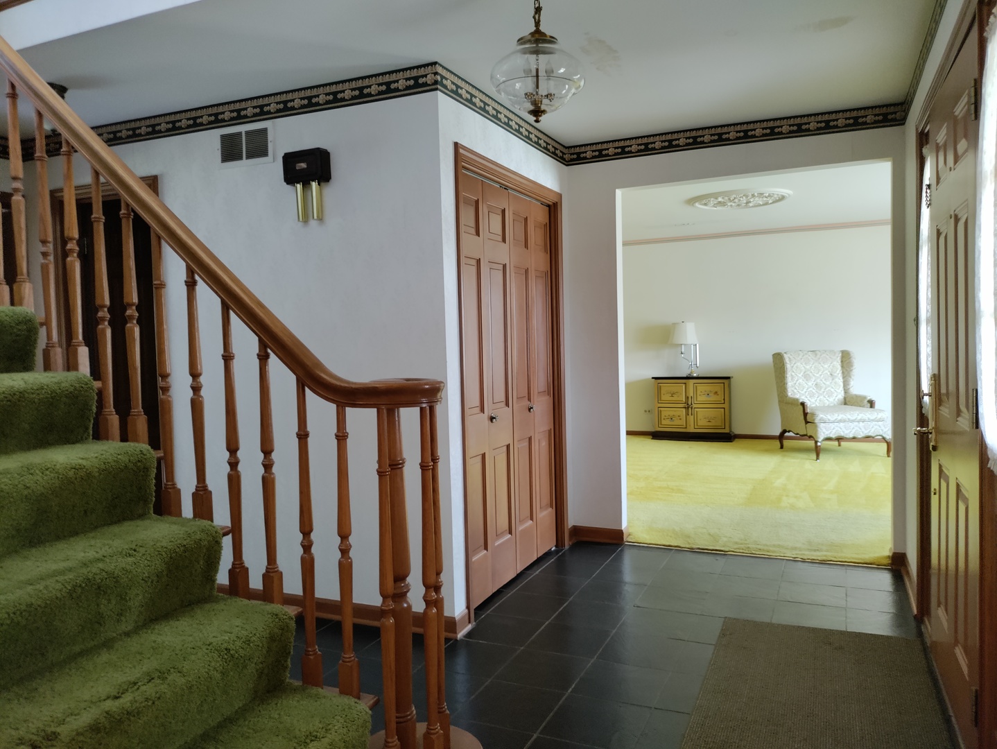 13008 S Meade Avenue, Palos Heights, IL 60463