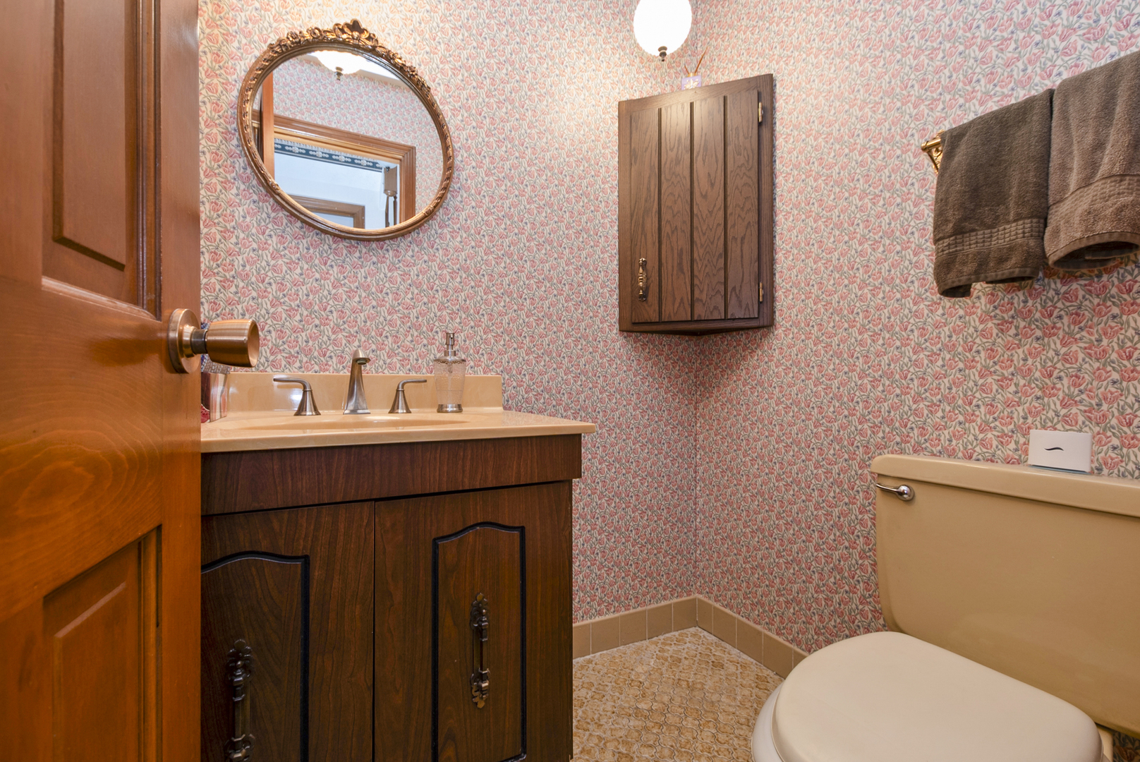 13008 S Meade Avenue, Palos Heights, IL 60463