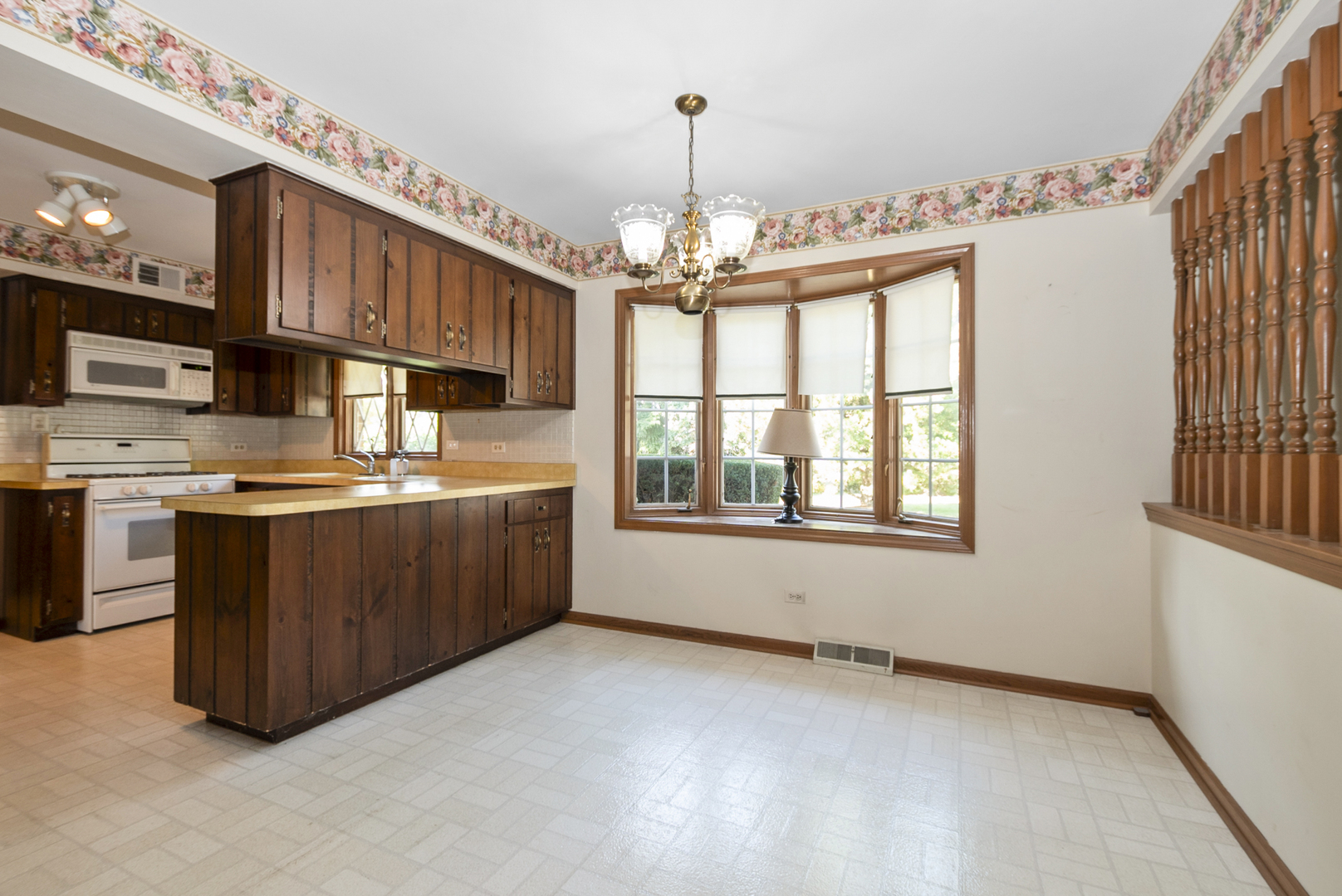 13008 S Meade Avenue, Palos Heights, IL 60463