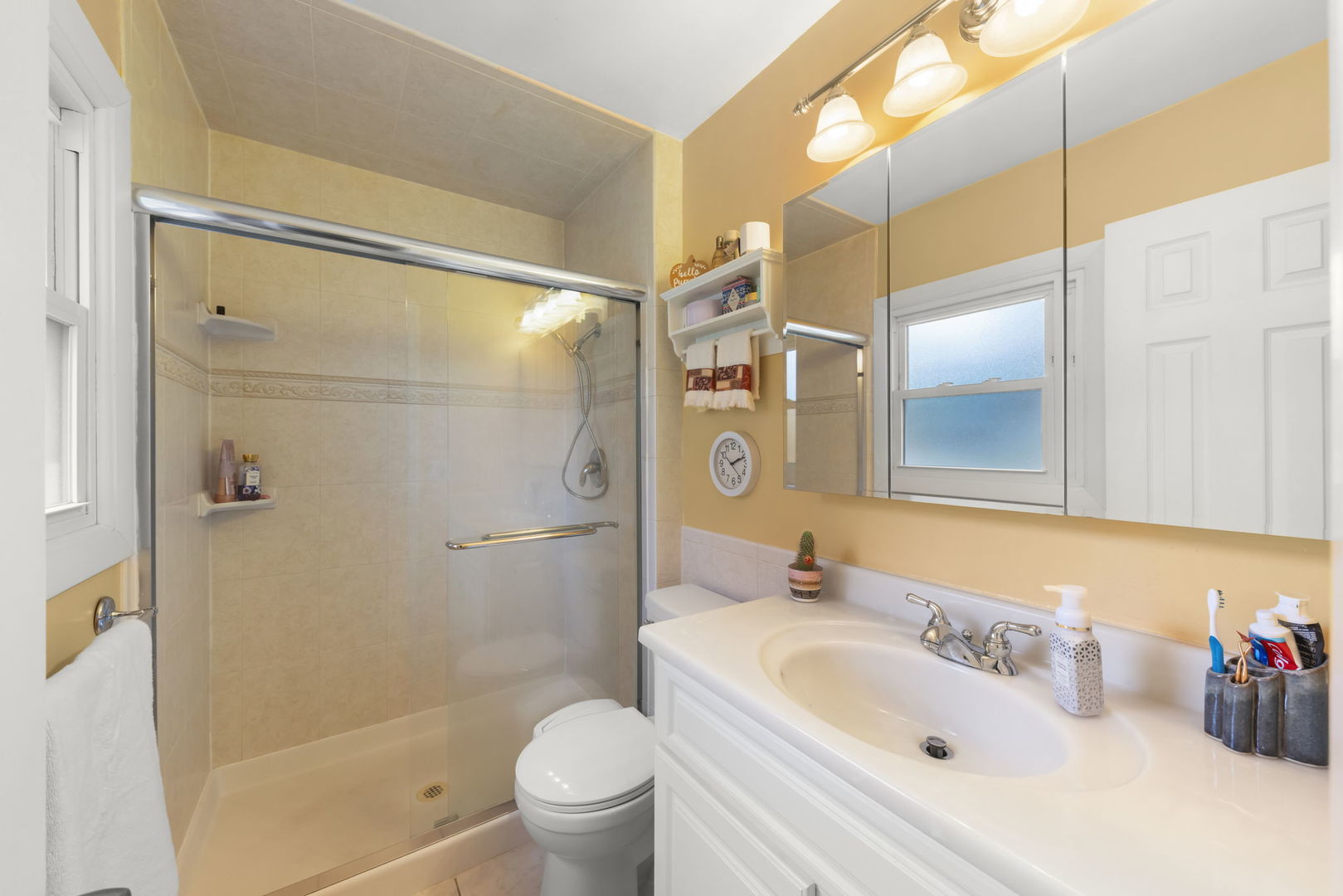 235 Parkchester Road, Elk Grove Village, IL 60007
