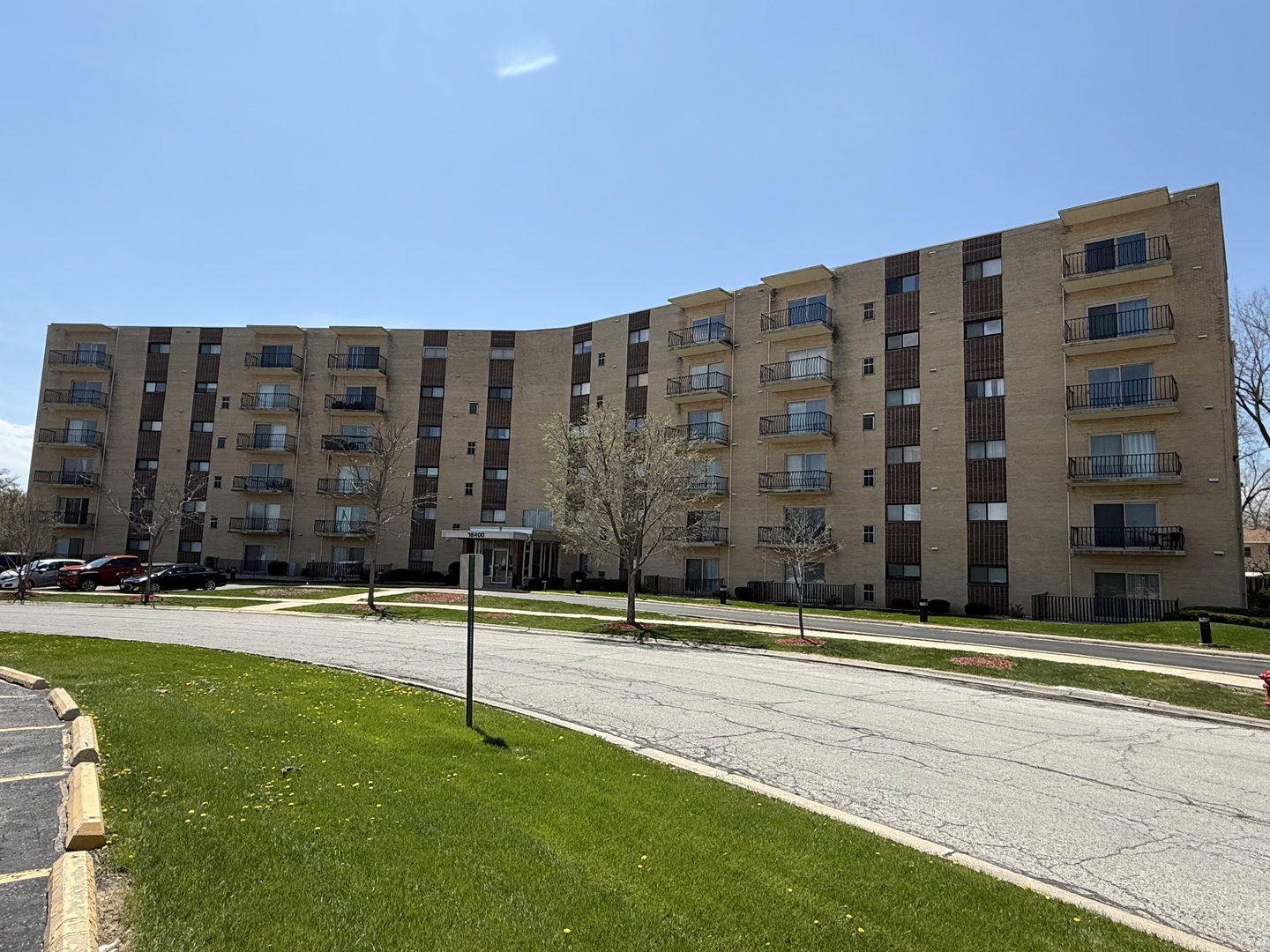 18400 Cherry Creek Drive #409, Homewood, IL 60430
