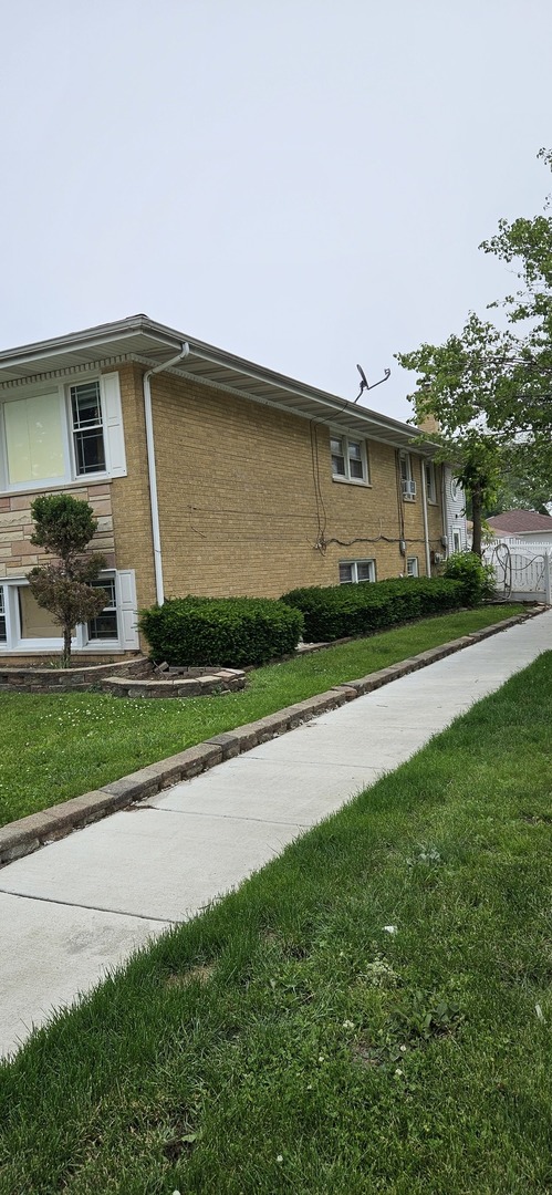 1601 44th Avenue, Stone Park, IL 60165