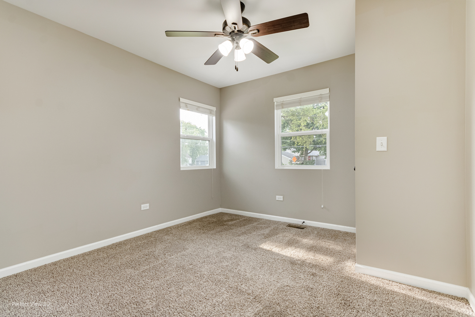 385 W Oak Street, Coal City, IL 60416