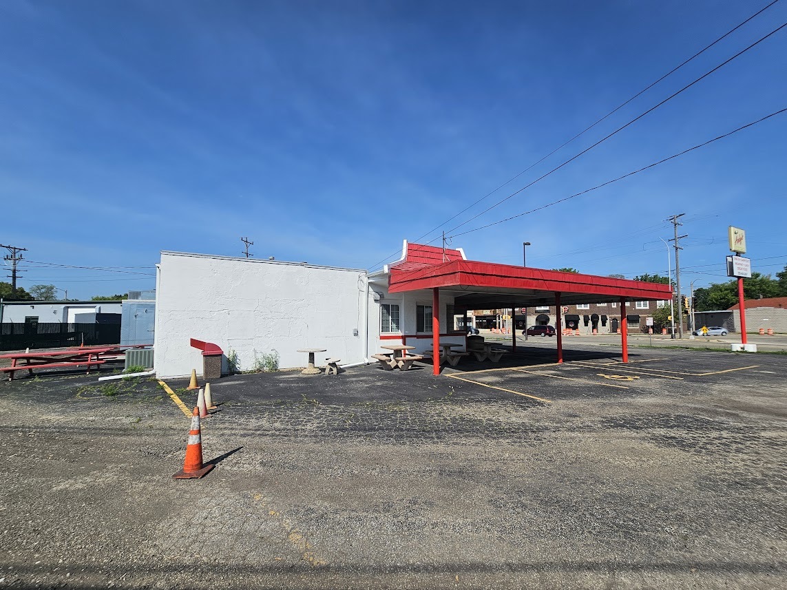 2929 Roosevelt Road, Kenosha, WI 53143