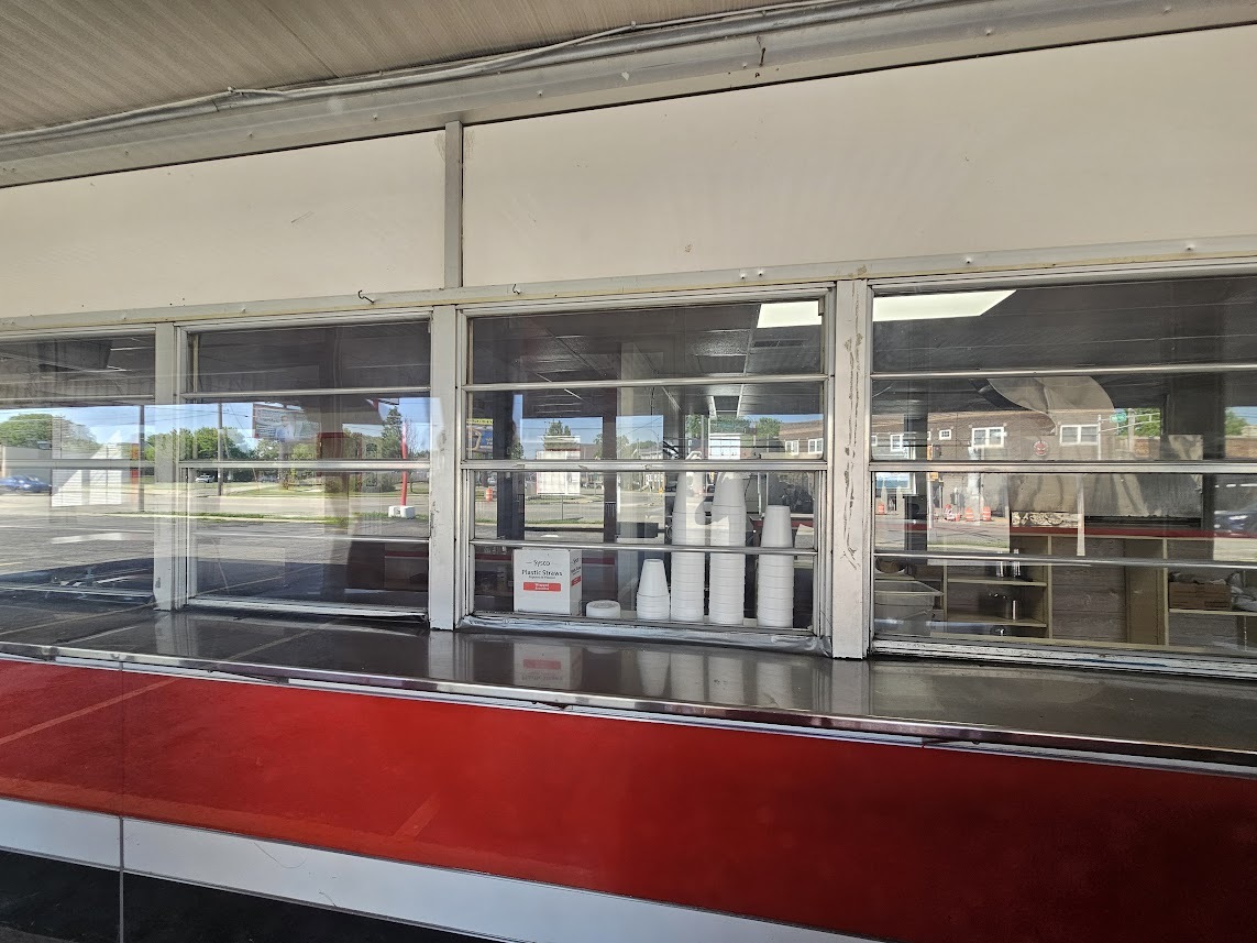 2929 Roosevelt Road, Kenosha, WI 53143