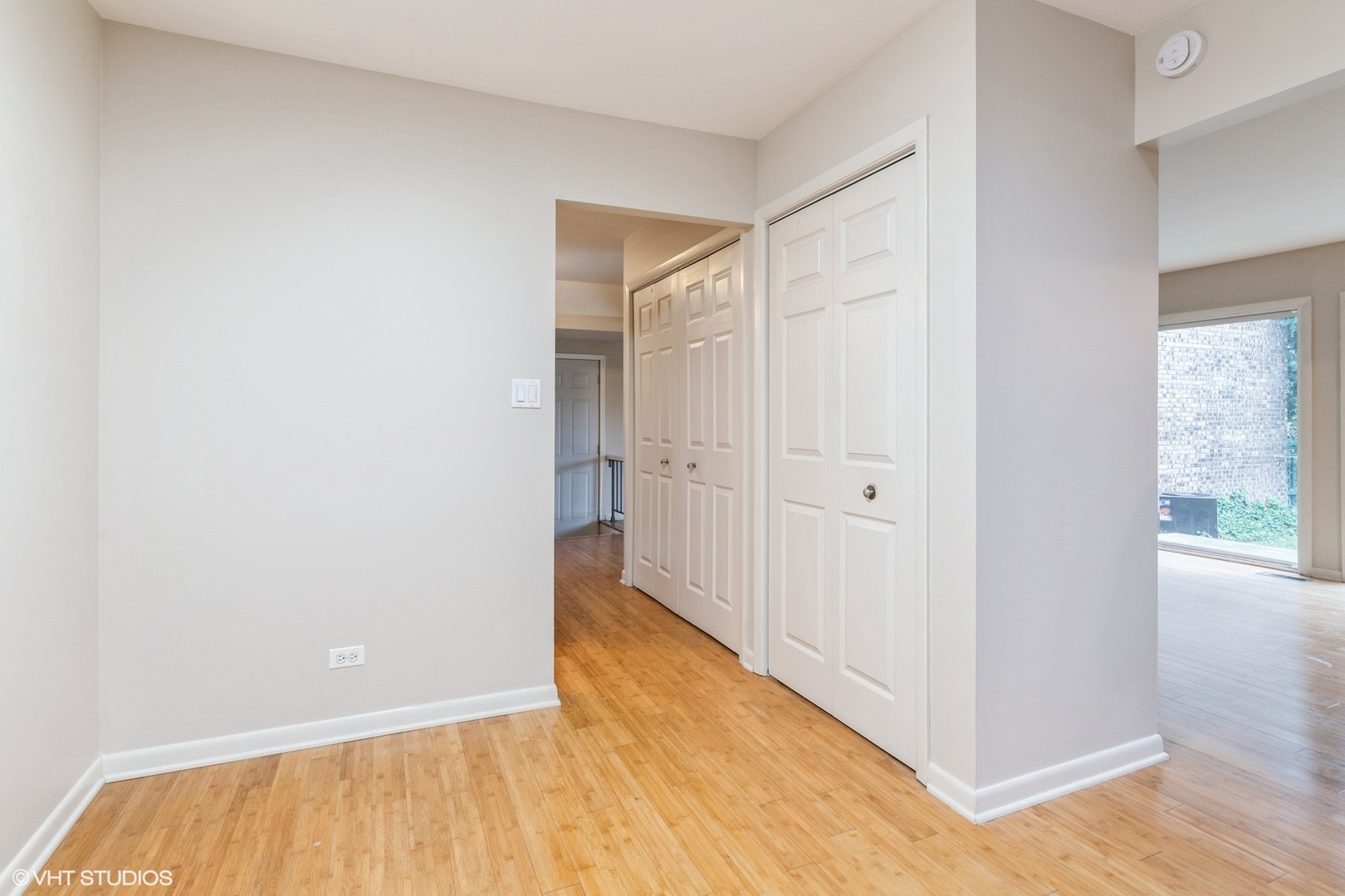 2456 Cobblewood Drive, Northbrook, IL 60062