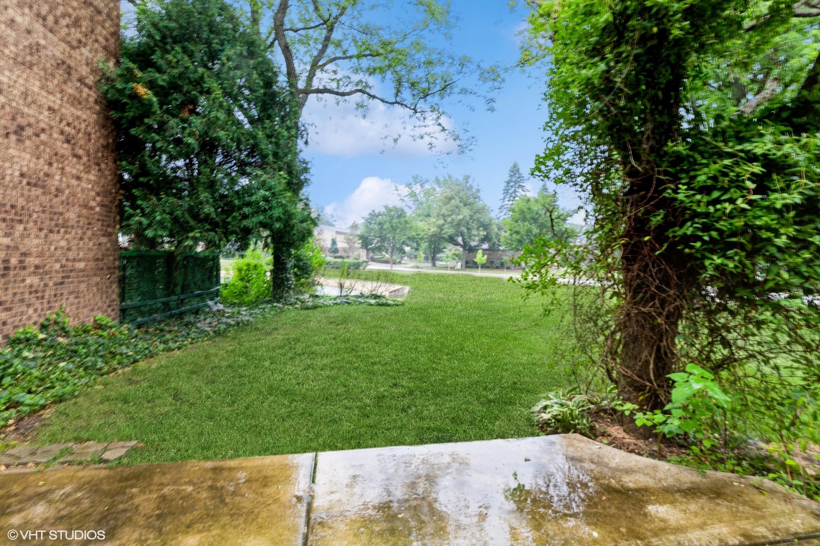 2456 Cobblewood Drive, Northbrook, IL 60062