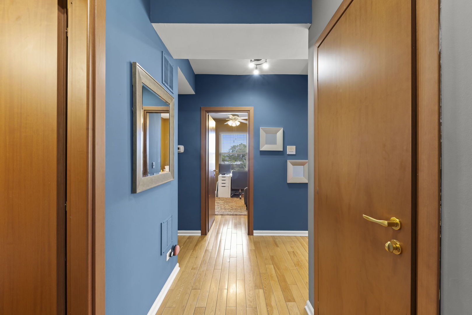 5054 N Troy Street #3, Chicago, IL 60625