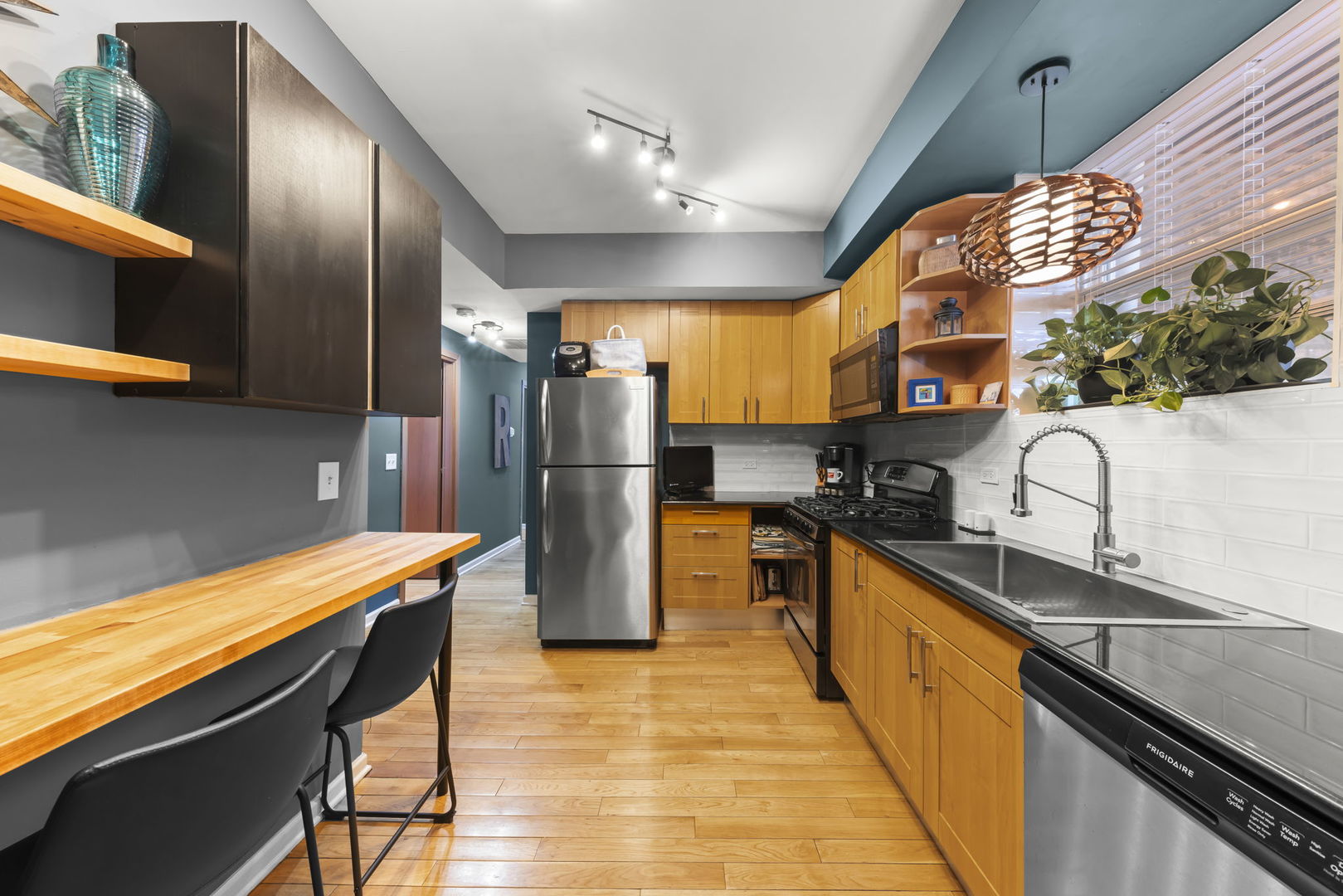 5054 N Troy Street #3, Chicago, IL 60625