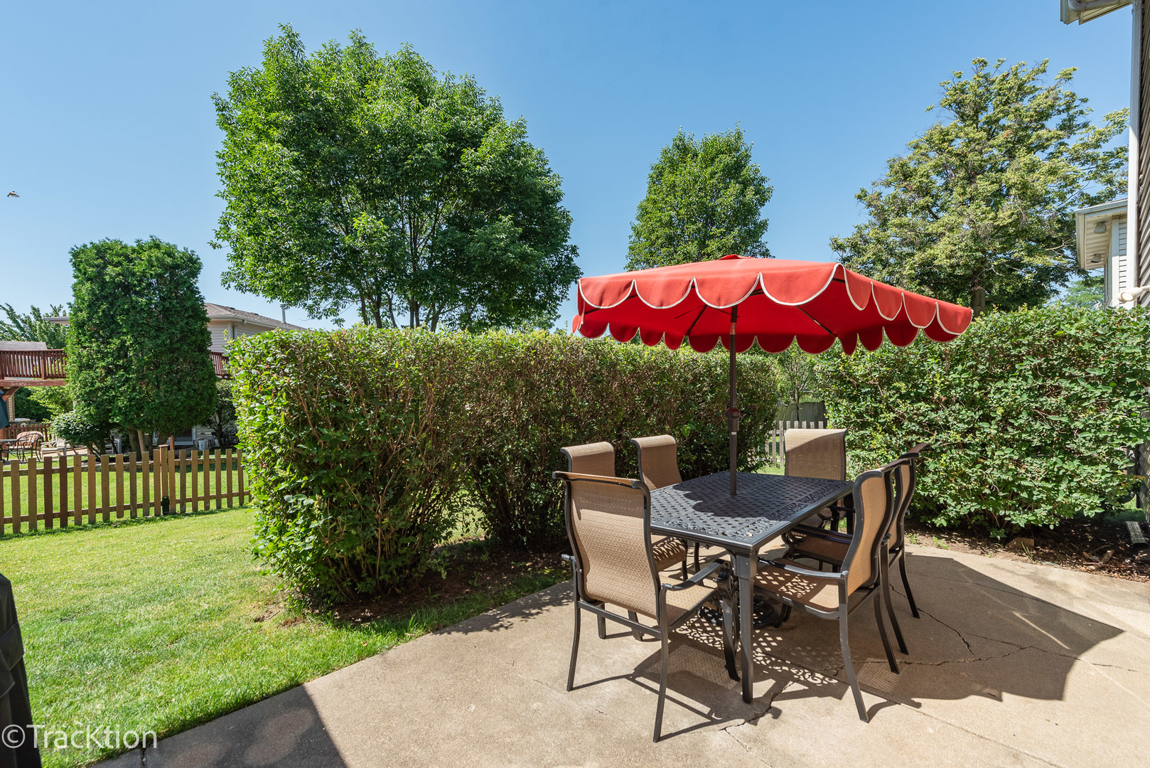 6665 Foxtree Avenue, Woodridge, IL 60517