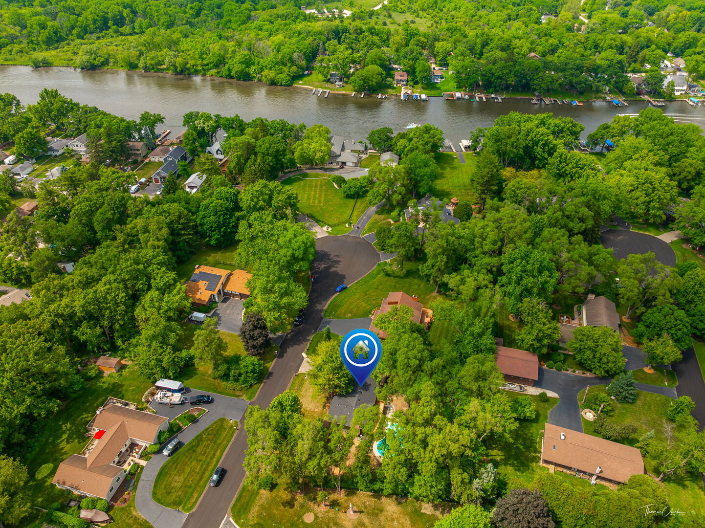 9704 Captains Drive, Algonquin, IL 60102