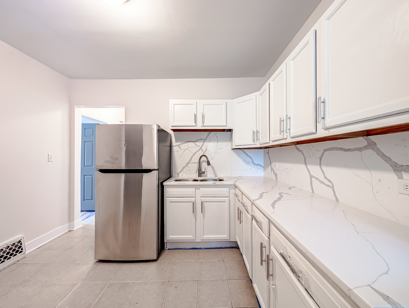 315 S 5th Avenue, Maywood, IL 60153