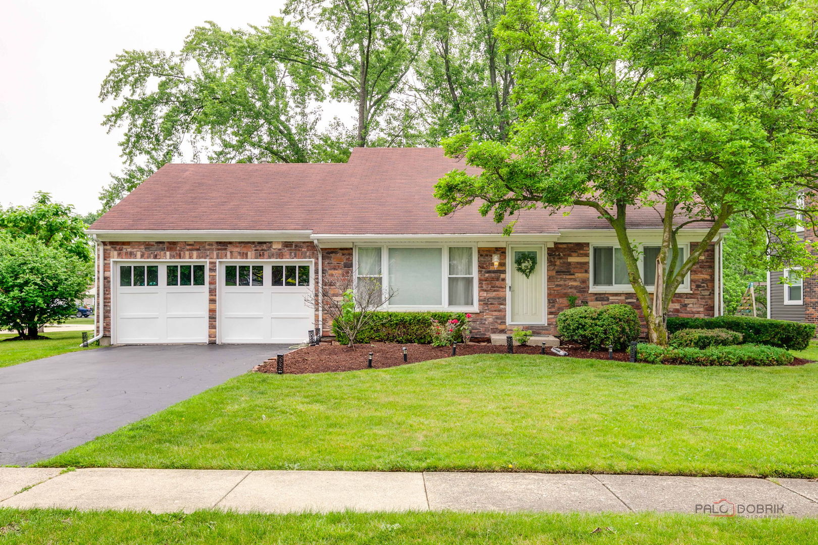 552 Arbor Gate Lane, Buffalo Grove, IL 60089