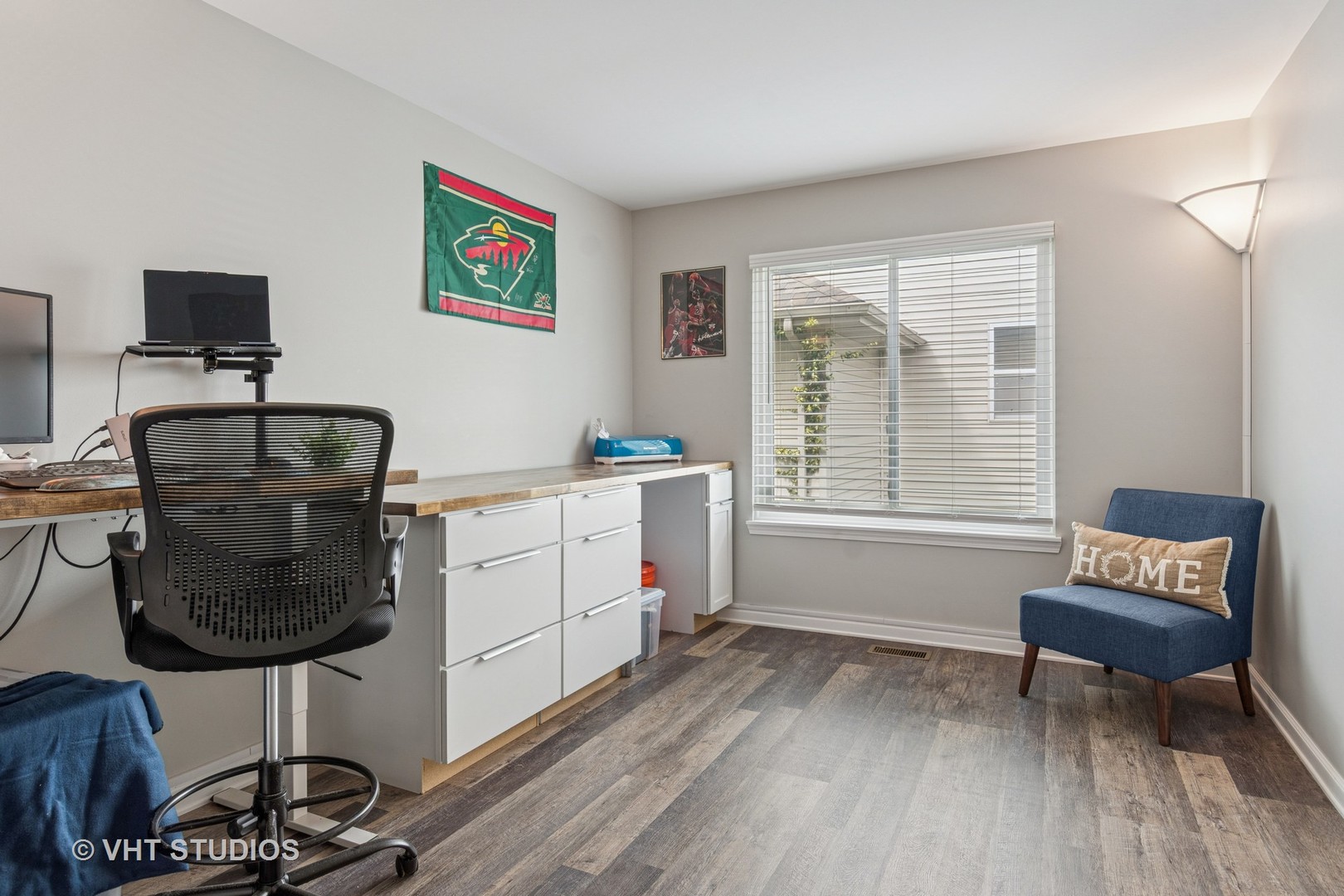 1028 Orchard Lake Drive, Aurora, IL 60506