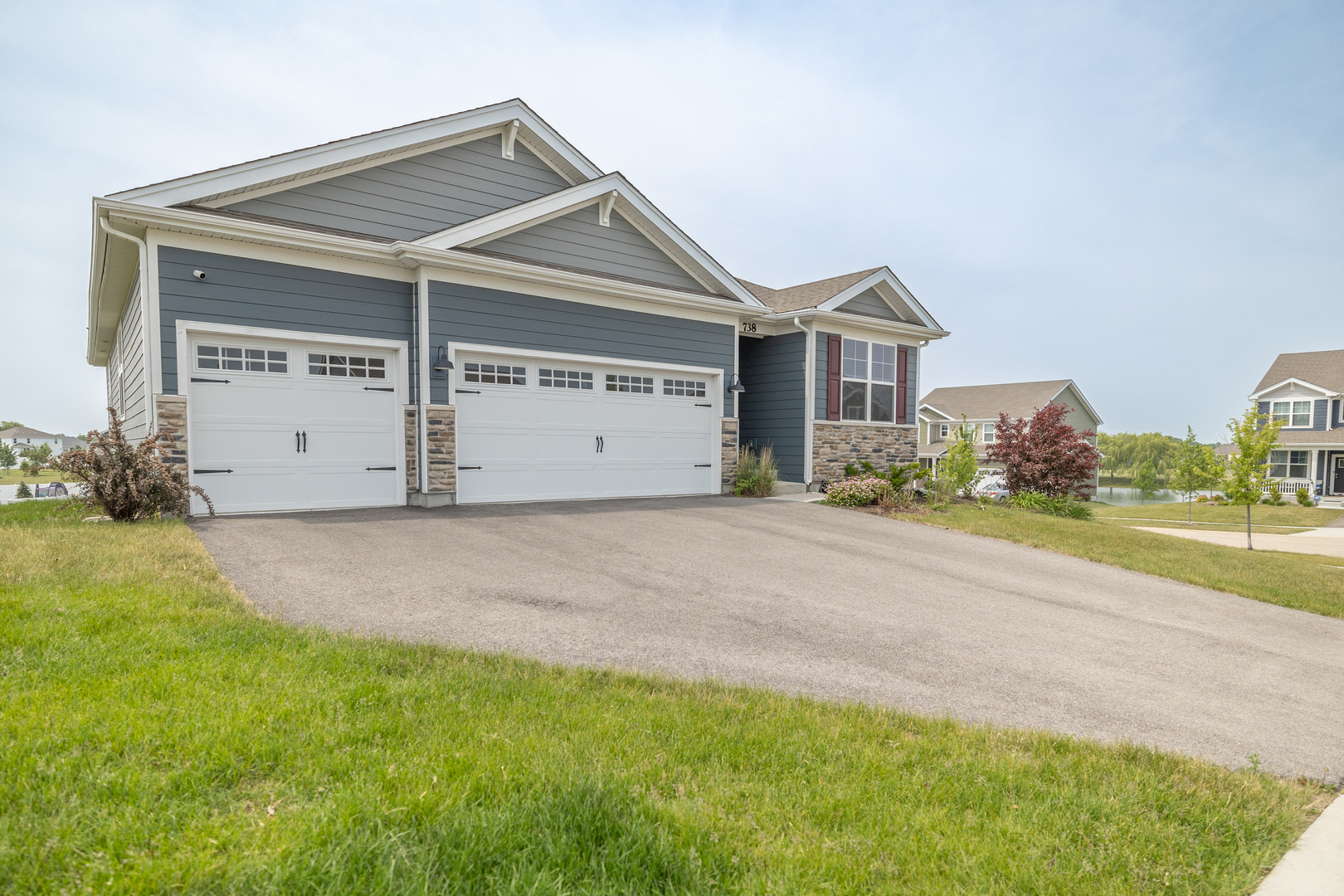 738 Kentshire Circle, Elgin, IL 60124