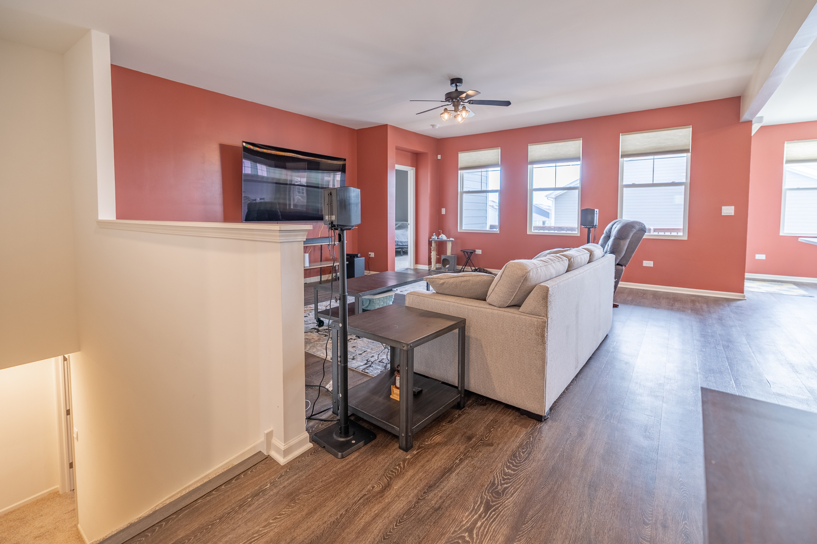 738 Kentshire Circle, Elgin, IL 60124