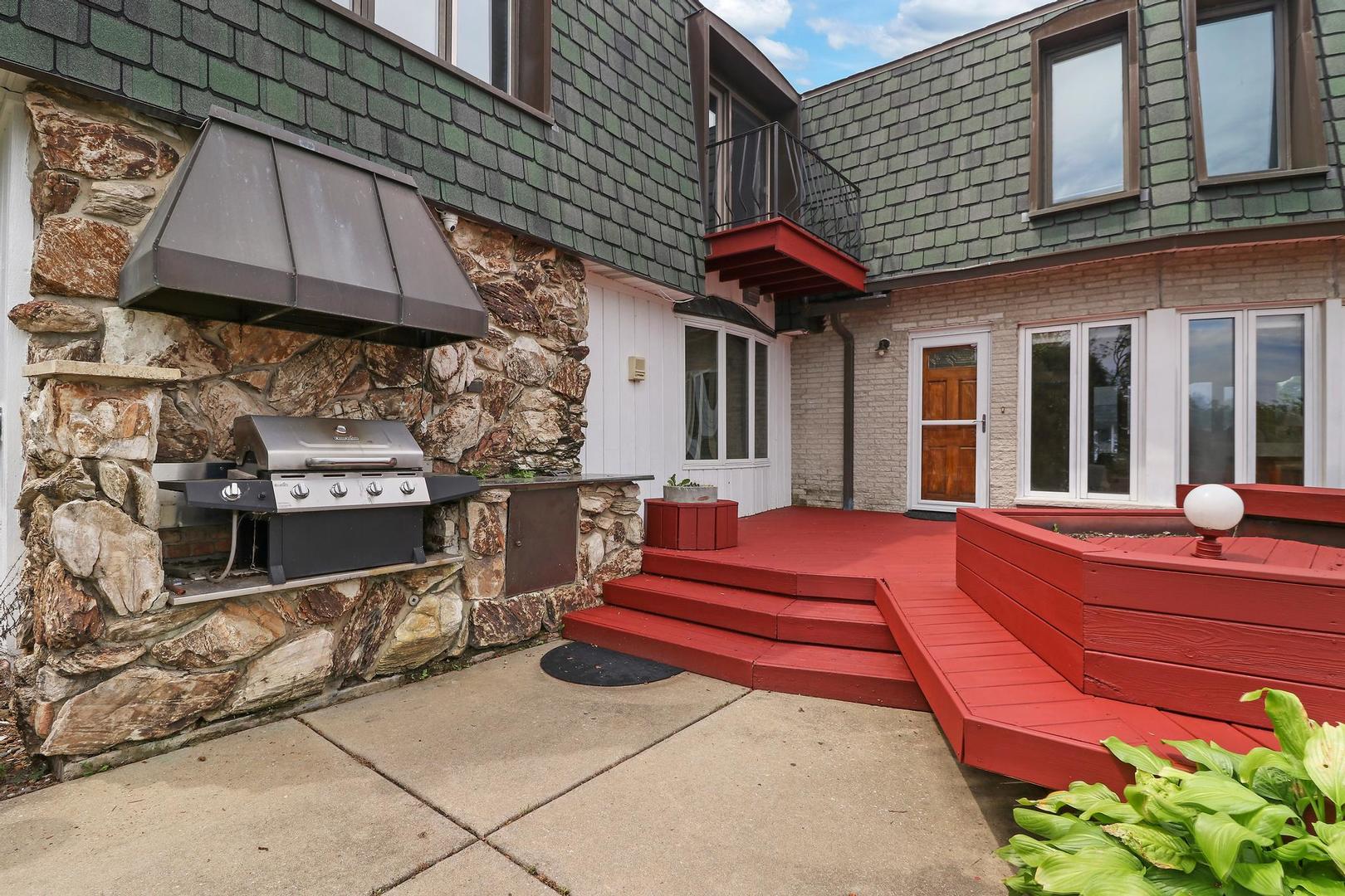 501 Kingston Boulevard, McHenry, IL 60050
