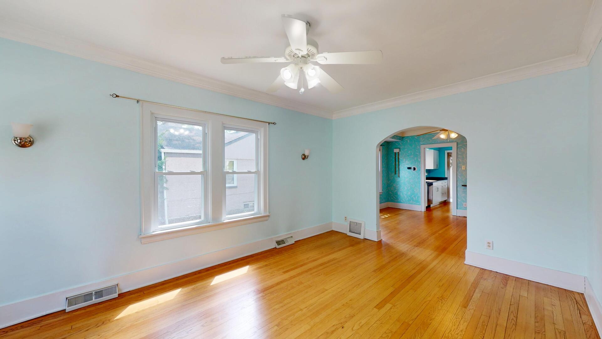 4512 Saratoga Avenue, Downers Grove, IL 60515