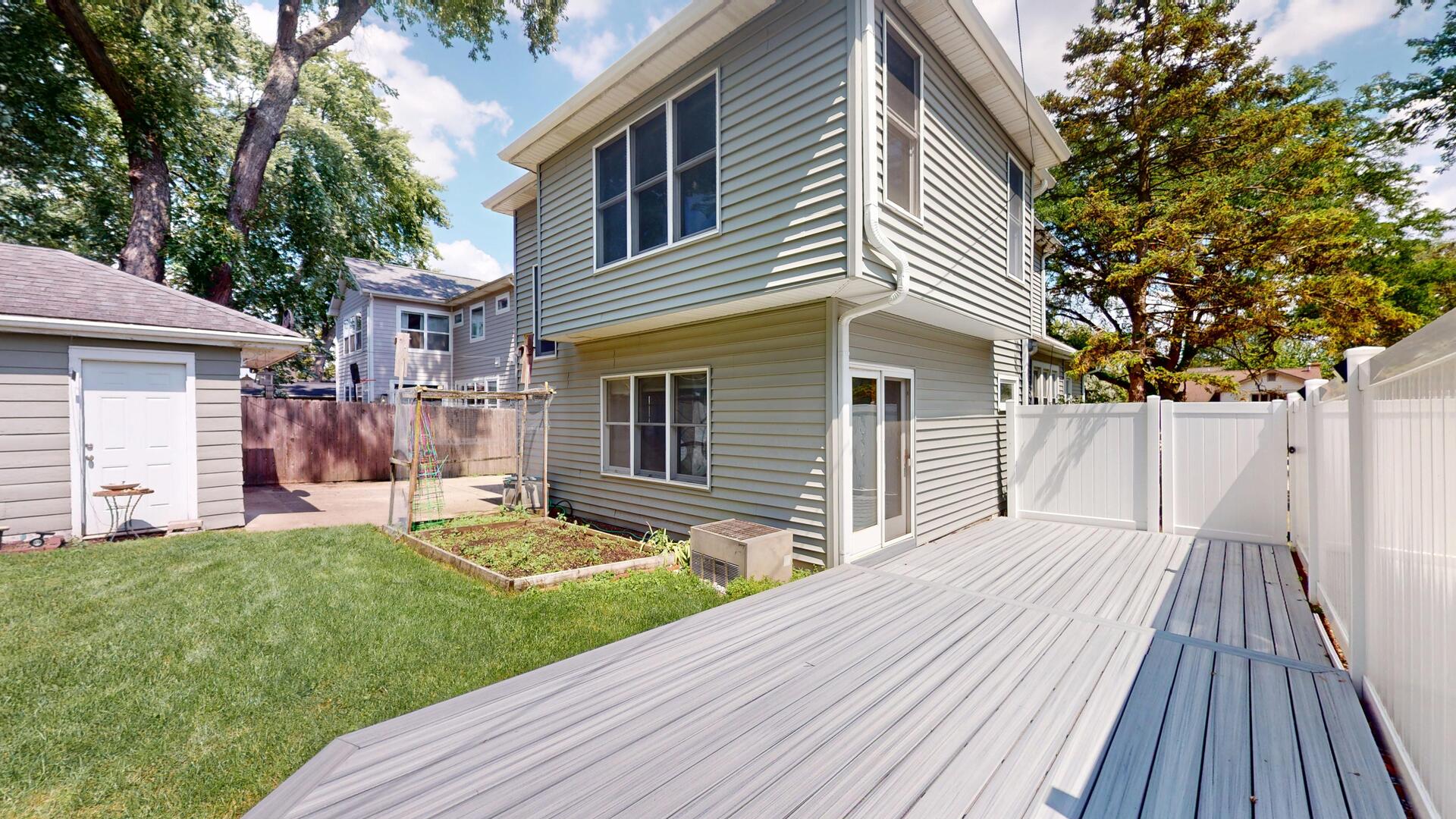 4512 Saratoga Avenue, Downers Grove, IL 60515