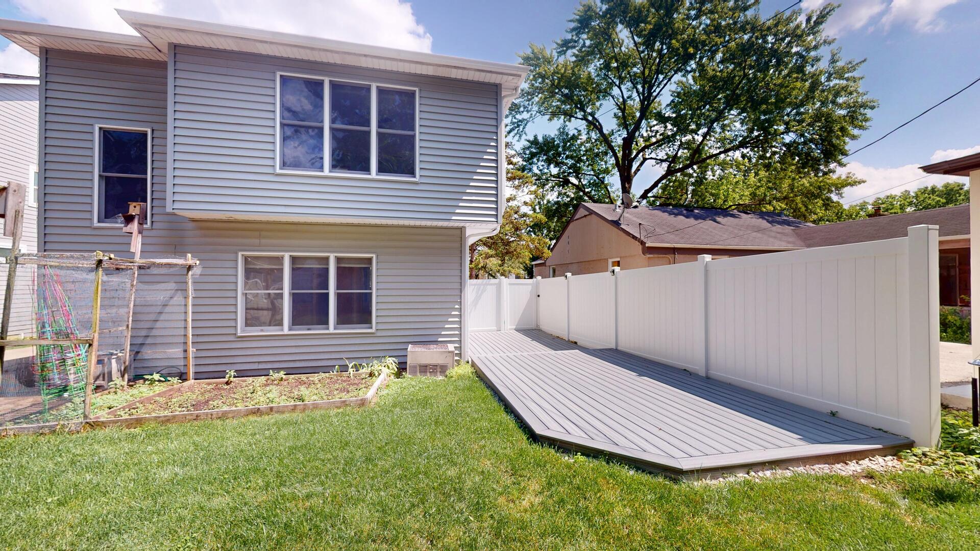 4512 Saratoga Avenue, Downers Grove, IL 60515