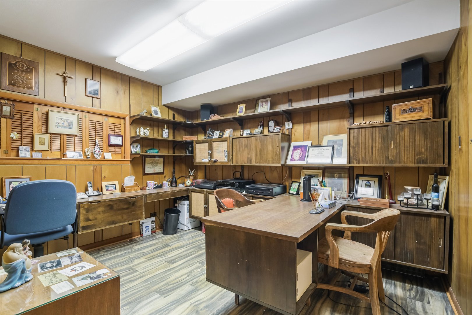 5913 W Montrose Avenue, Chicago, IL 60634