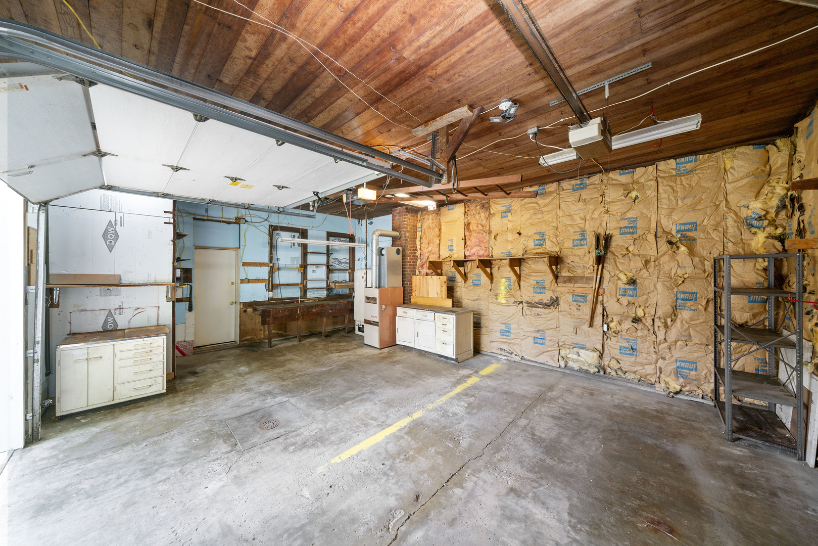 225 N Hickory Street, Waterman, IL 60556
