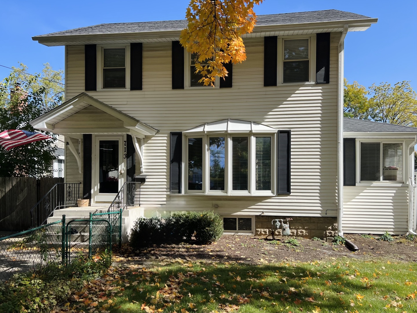 713 Warrenville Road, Wheaton, IL 60189