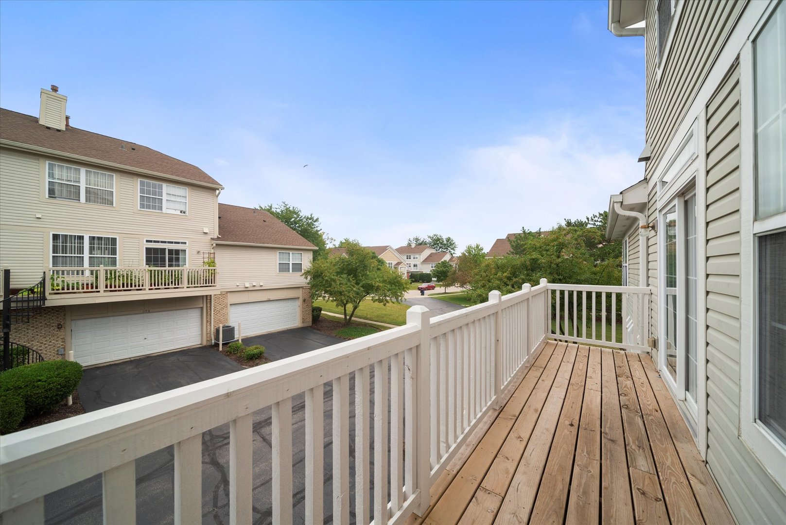 1182 Georgetown Way, Vernon Hills, IL 60061