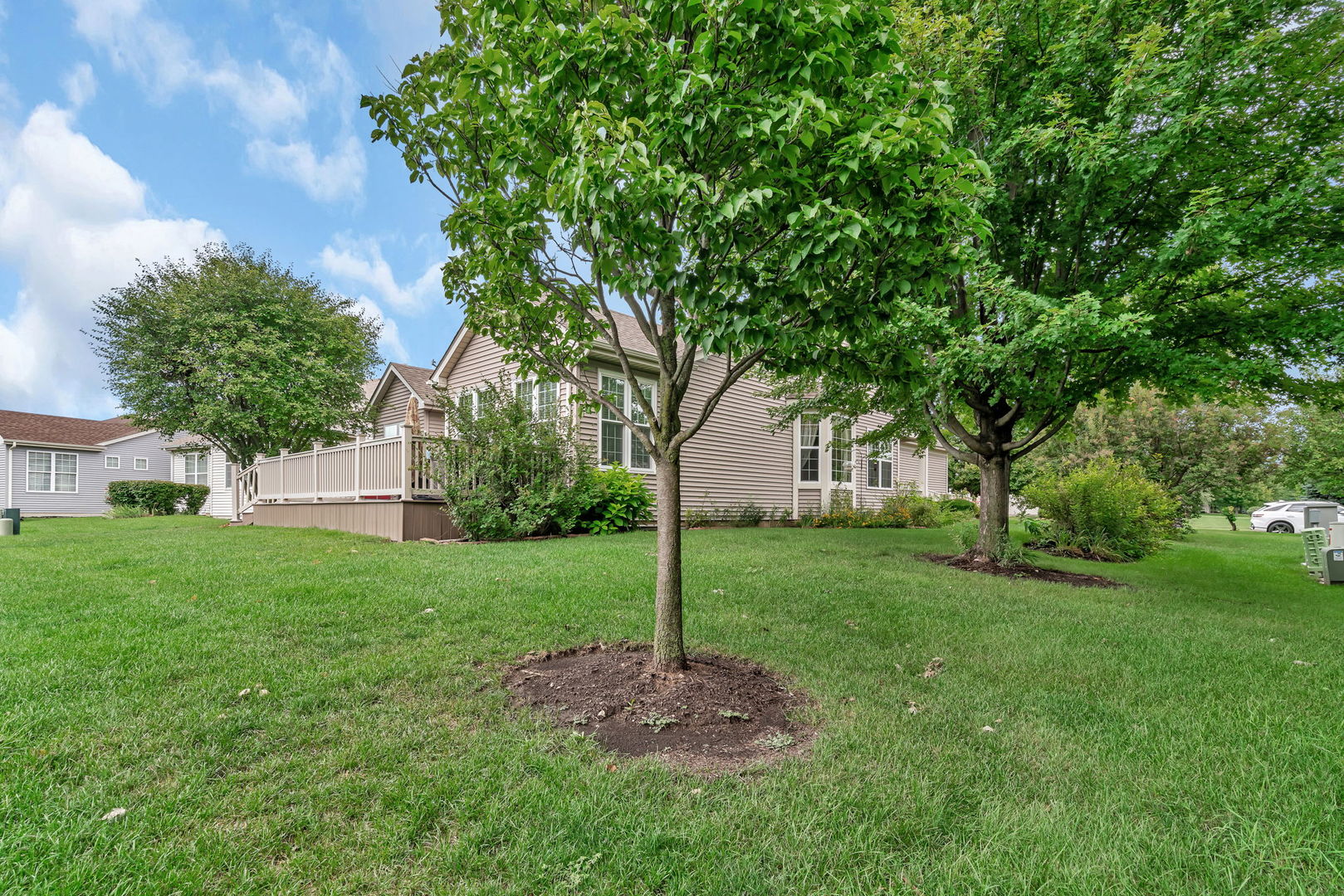 21201 Lily Lake Lane, Crest Hill, IL 60403