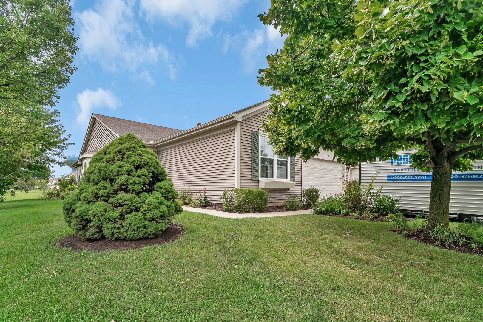 21201 Lily Lake Lane, Crest Hill, IL 60403