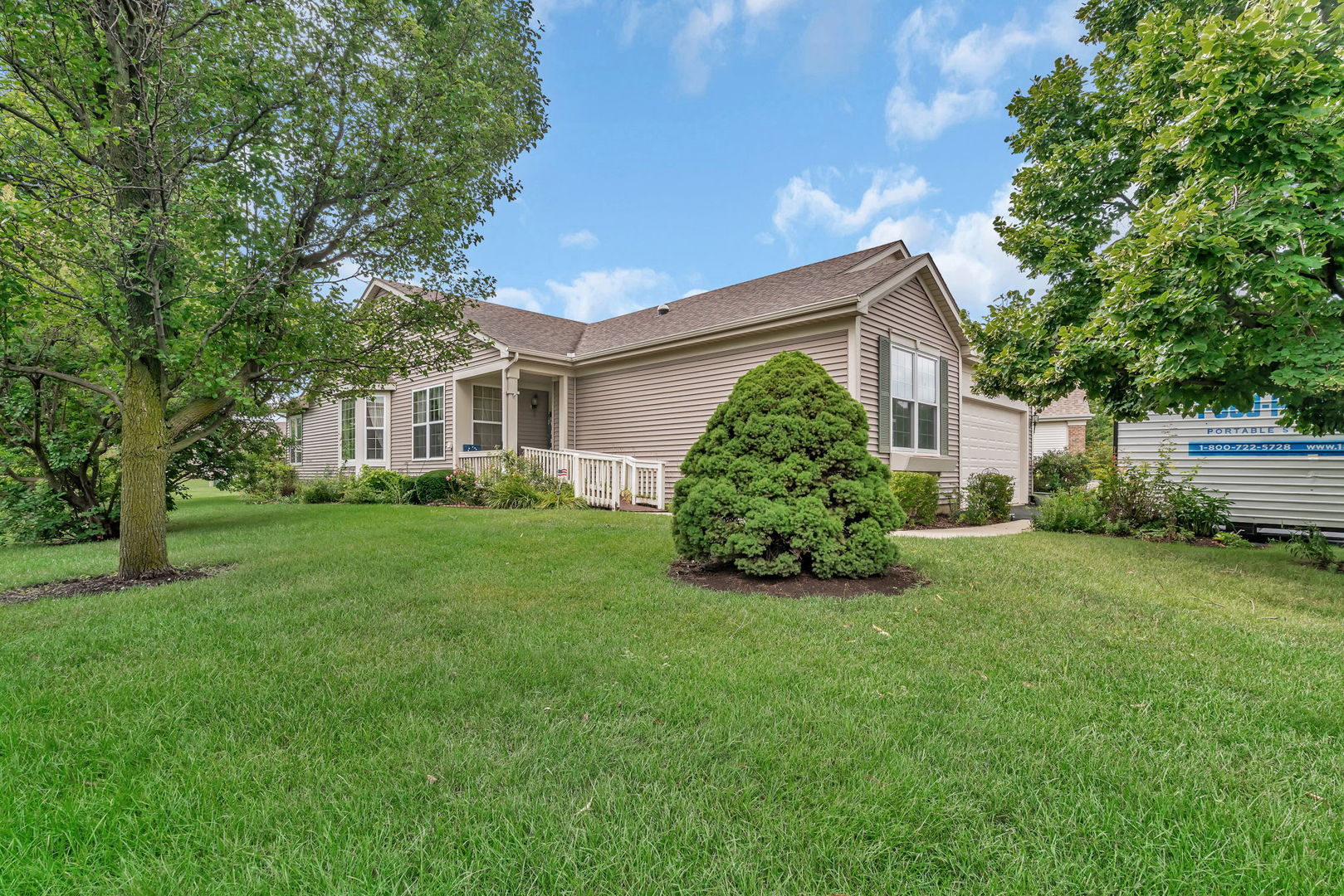 21201 Lily Lake Lane, Crest Hill, IL 60403