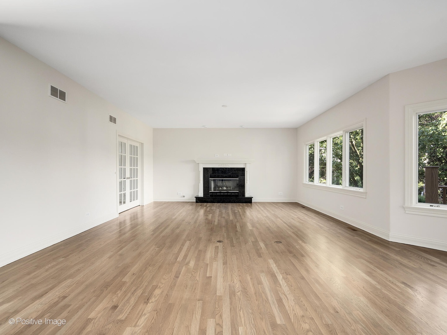 4618 Woodward Avenue, Downers Grove, IL 60515