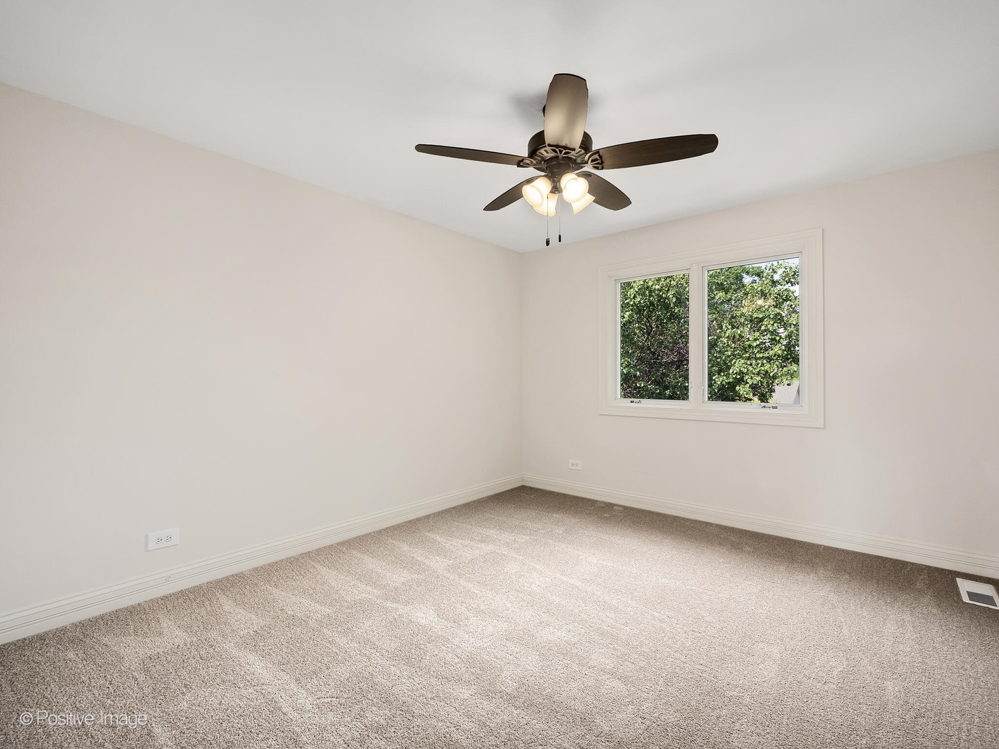 4618 Woodward Avenue, Downers Grove, IL 60515