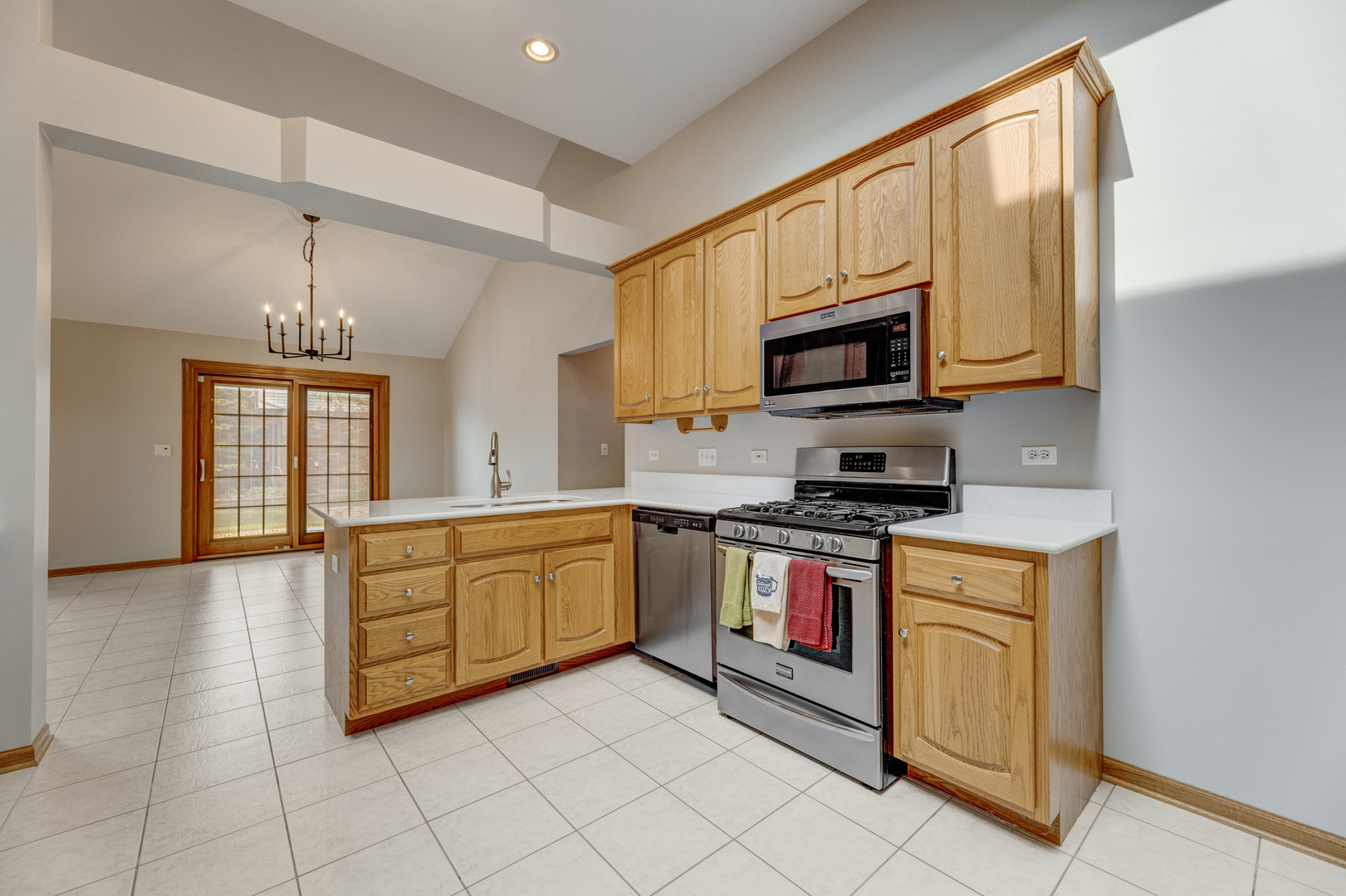 1405 Westminster Drive, Woodridge, IL 60517