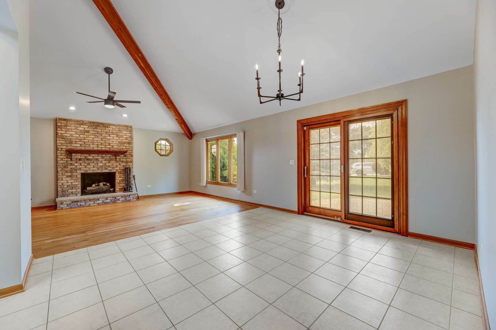 1405 Westminster Drive, Woodridge, IL 60517