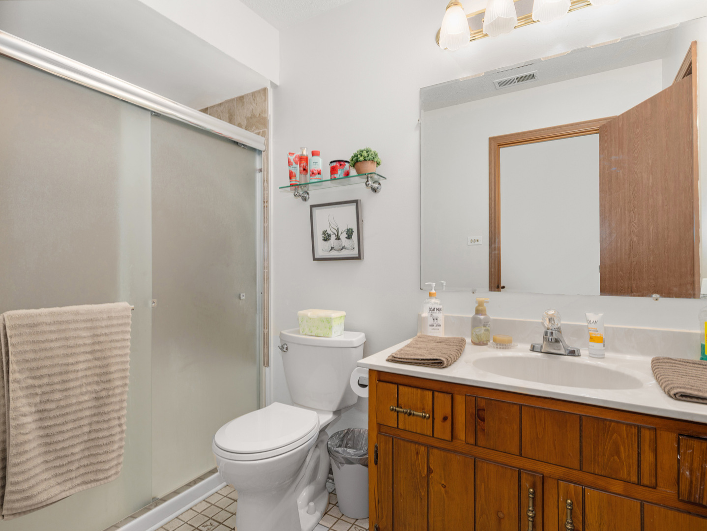 33 E Hickory Street #A, Lombard, IL 60148