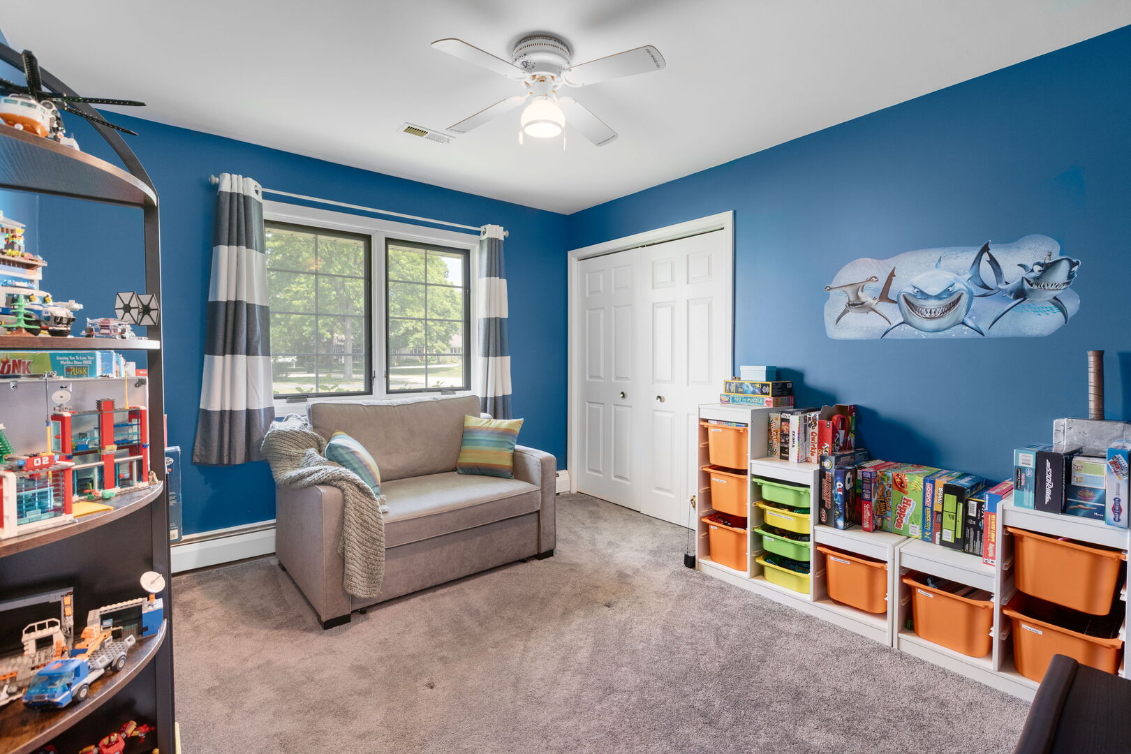1060 Highland Avenue, Lake Forest, IL 60045