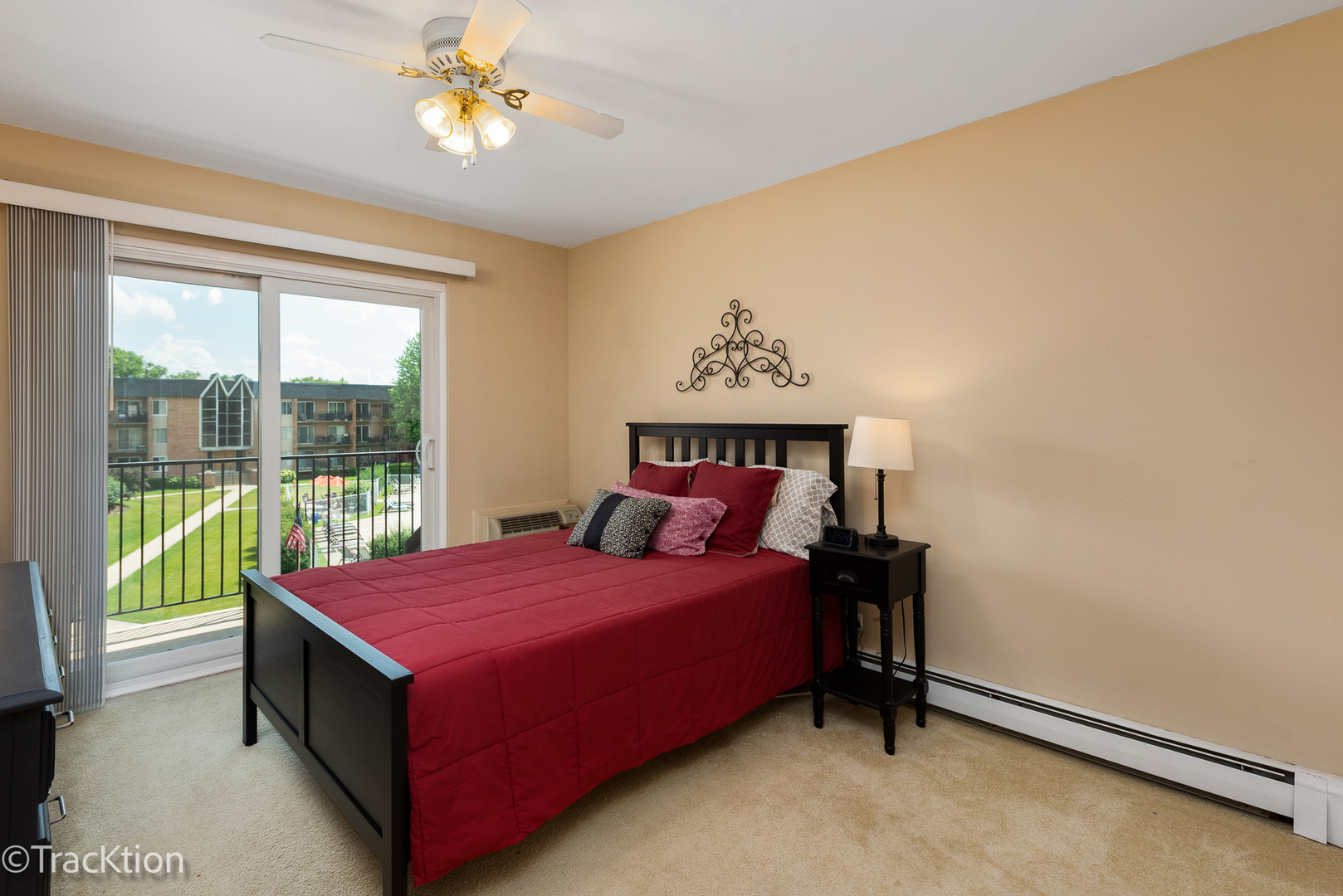 1056 N Mill Street #305, Naperville, IL 60563