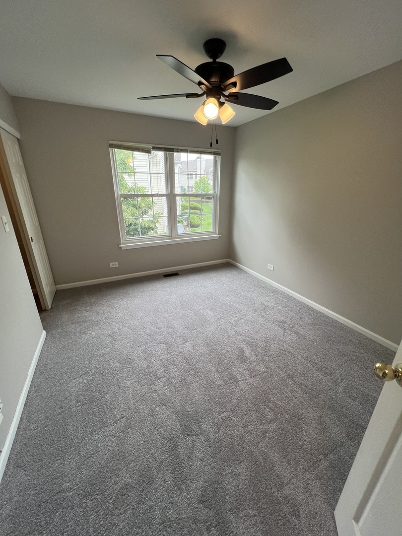 1553 E BARONET Lane, Palatine, IL 60074
