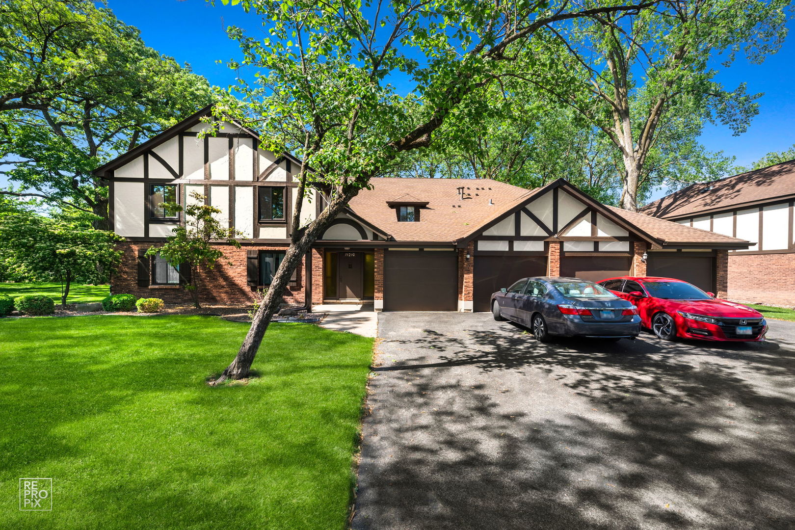 11210 Sycamore Lane #61D, Palos Hills, IL 60465