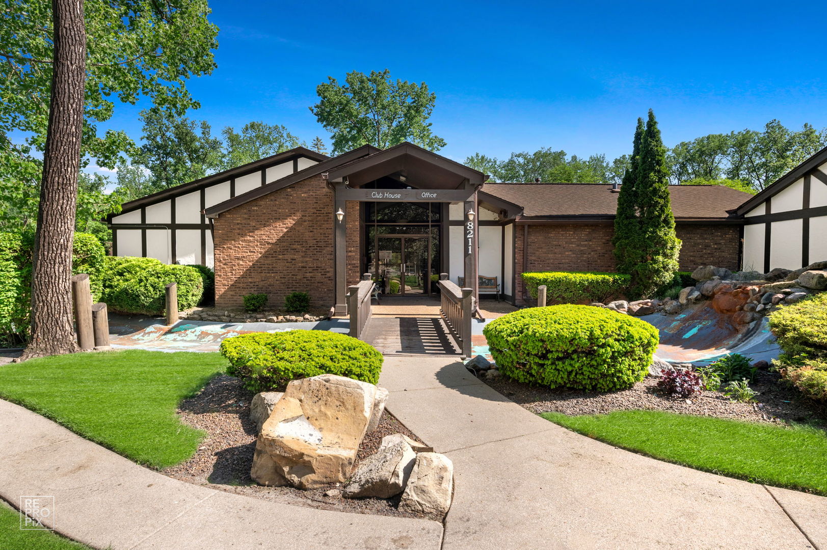 11210 Sycamore Lane #61D, Palos Hills, IL 60465