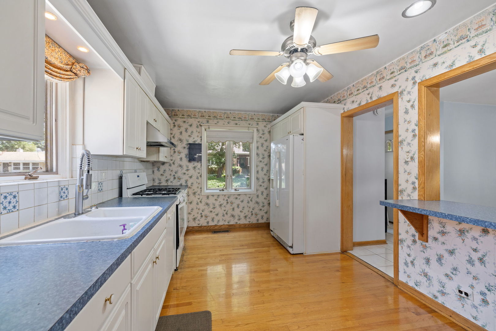 508 Kemman Avenue, La Grange Park, IL 60526