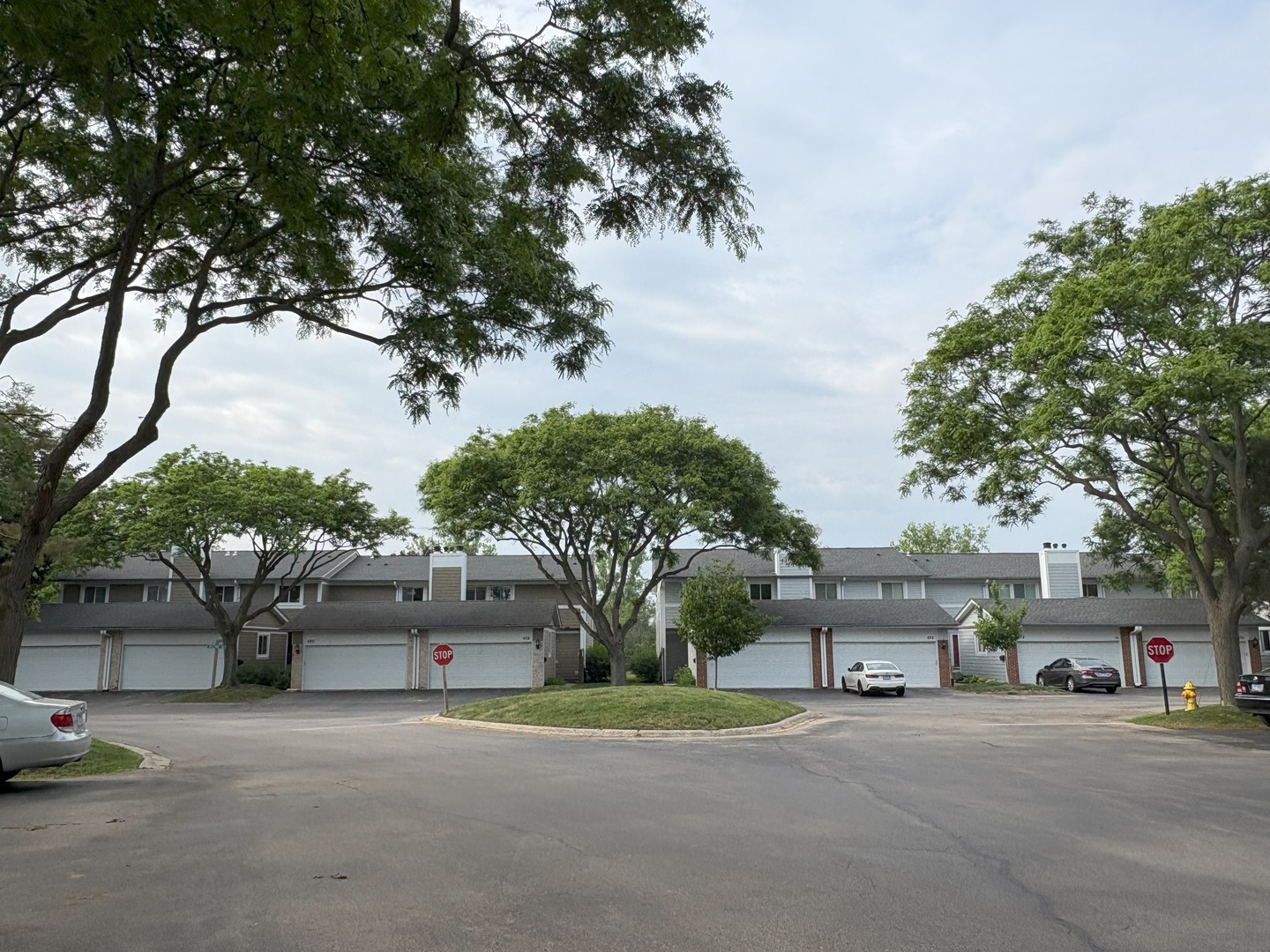 424 Mallard Drive, Deerfield, IL 60015