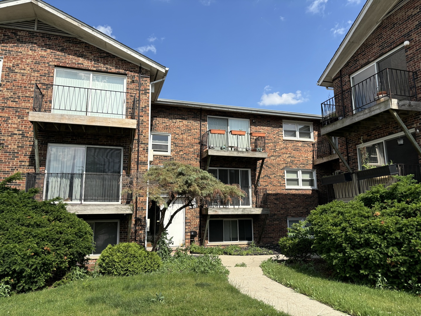 4545 Prescott Avenue #206, Lyons, IL 60534