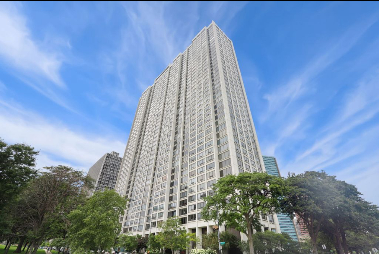 2800 N Lake Shore Drive #1417, Chicago, IL 60657